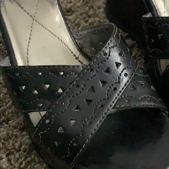 Black Wedges - Picture 4 of 4